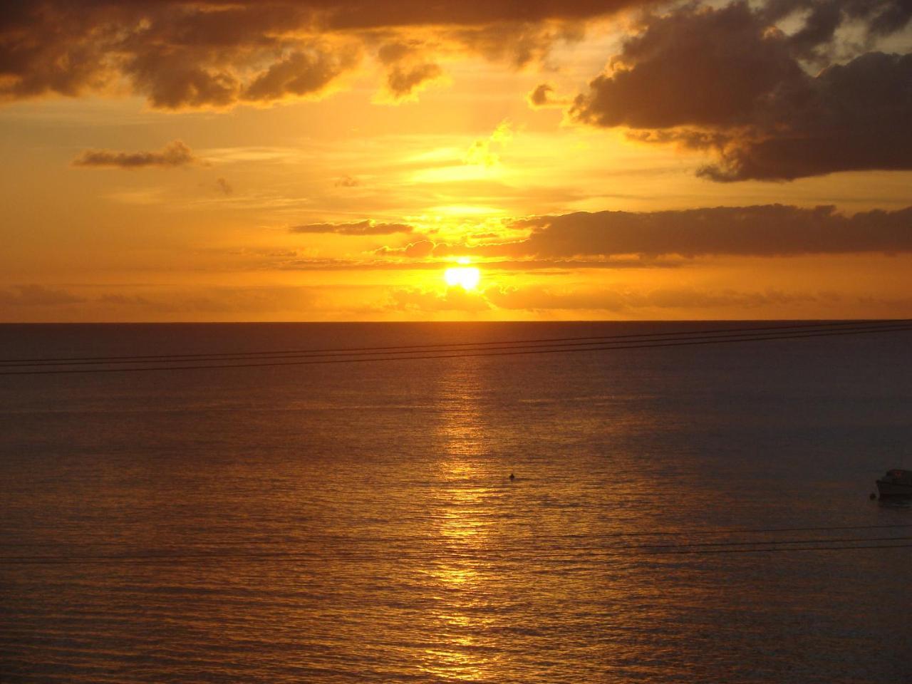 Coral Lane Beach Apartments เซนต์เจมส์ ภายนอก รูปภาพ